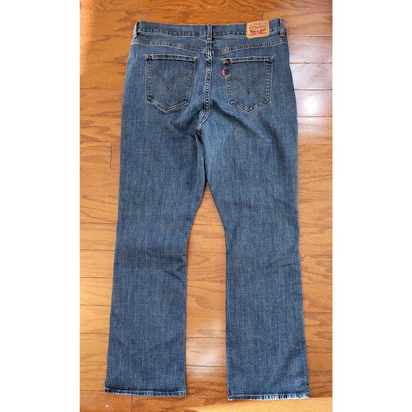 Levi's Jeans Women Size 14 Classic Boot Med Wash (Actual 34W X 30L) - Picture 2 of 14